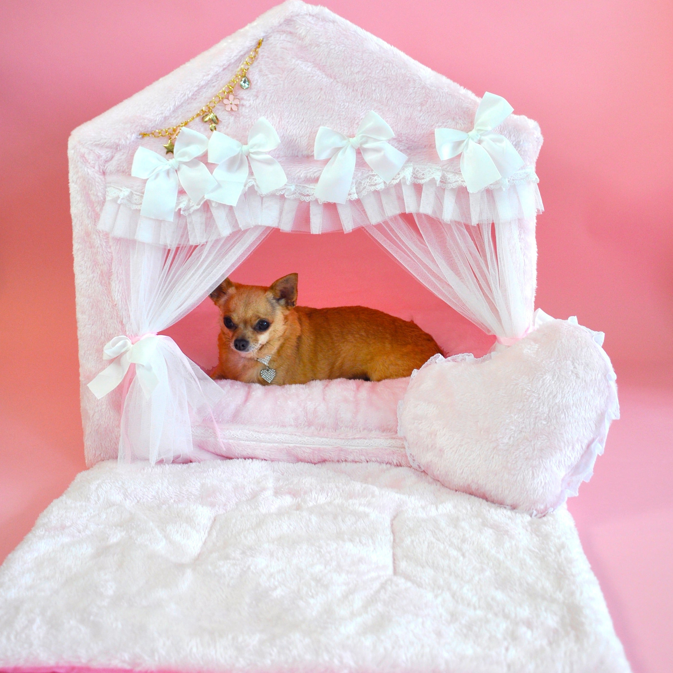 Retreat Bed Pink