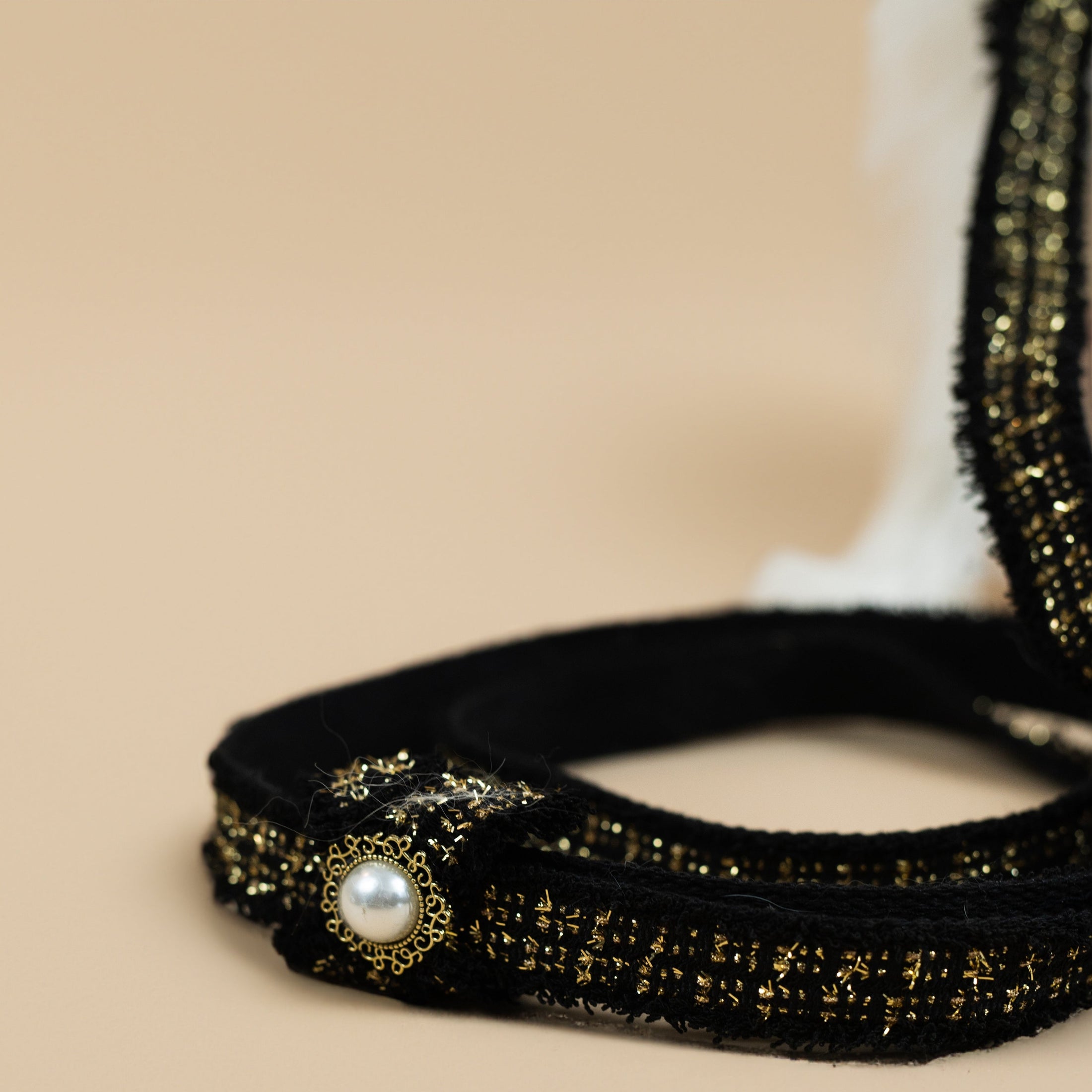 Coco Collar & Leash White